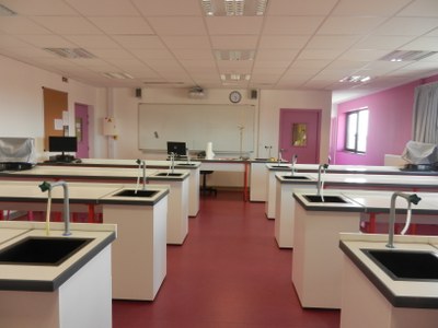 laboratoire physique chimie 
